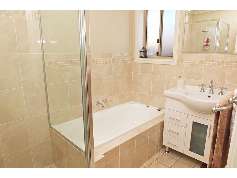 57 Kearneys Drive, Orange NSW 2800