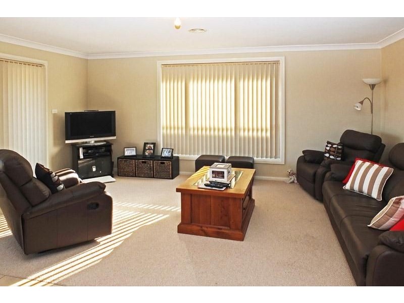 57 Kearneys Drive, Orange NSW 2800