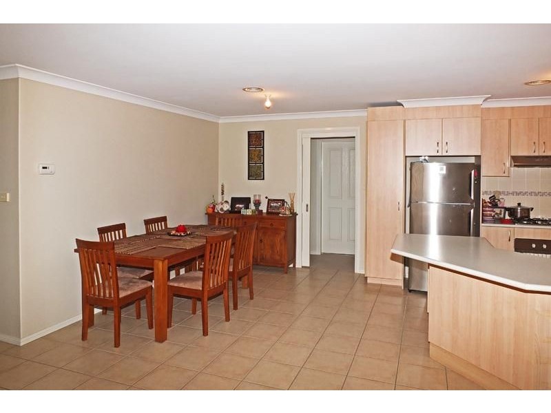 57 Kearneys Drive, Orange NSW 2800