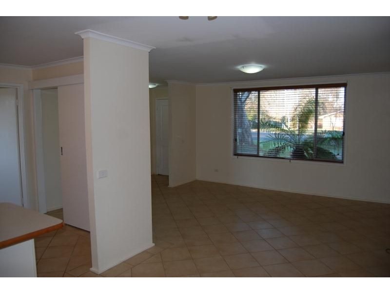 13 Matthews Avenue, Orange NSW 2800