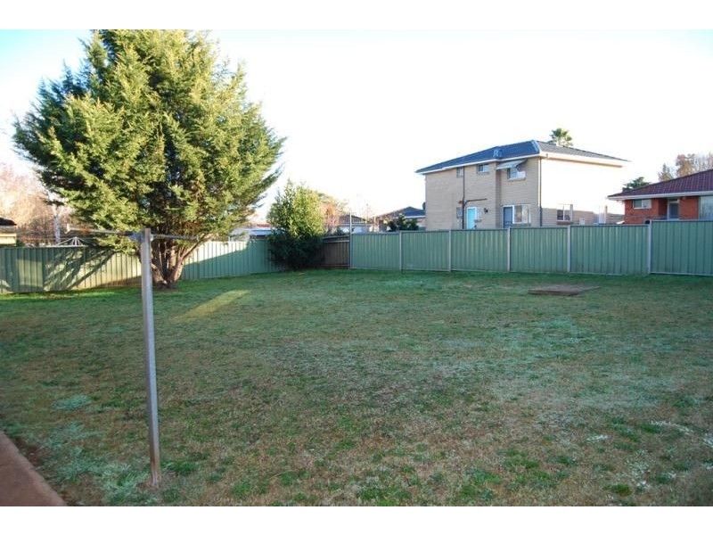 13 Matthews Avenue, Orange NSW 2800