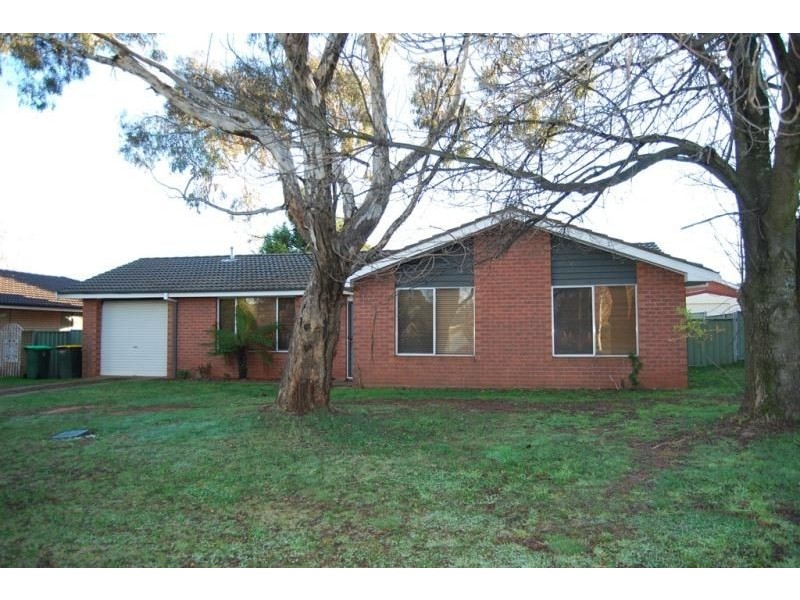 13 Matthews Avenue, Orange NSW 2800