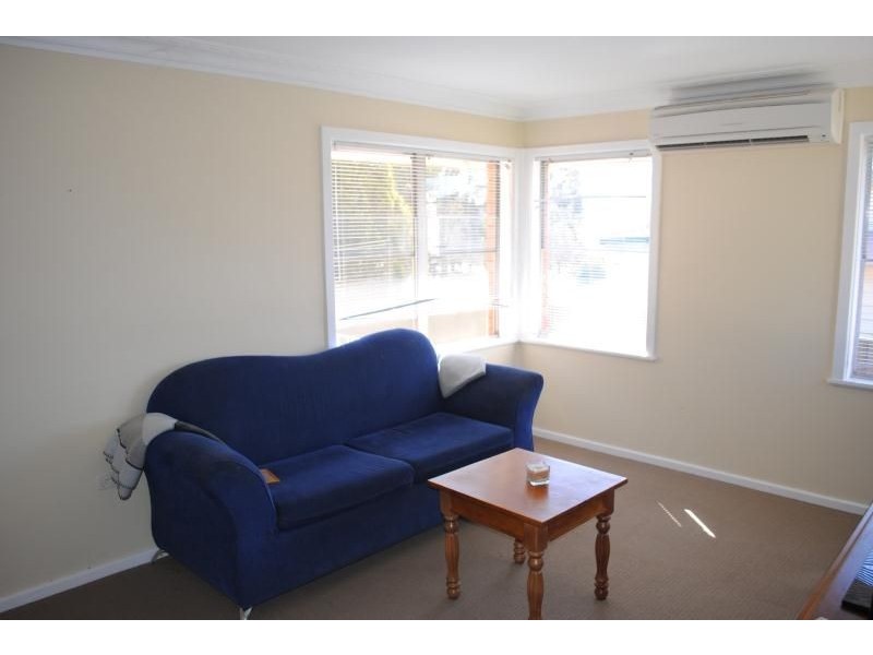 12 Esrom Street, Bathurst NSW 2795