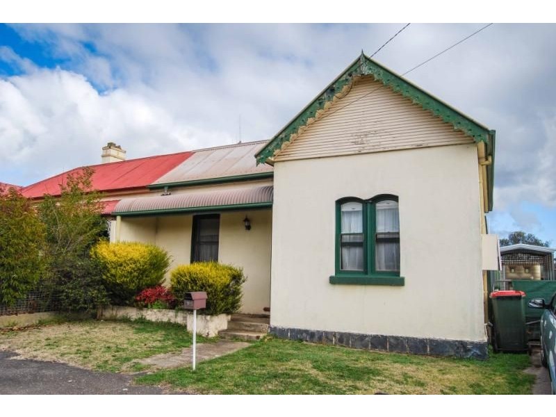 105 Autumn Street, Orange NSW 2800