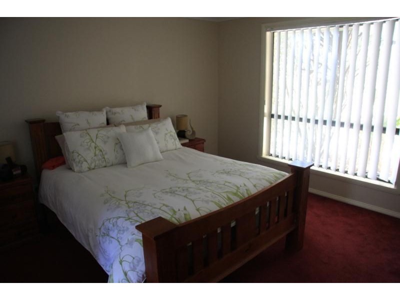 15 Marriott Avenue, Bathurst NSW 2795