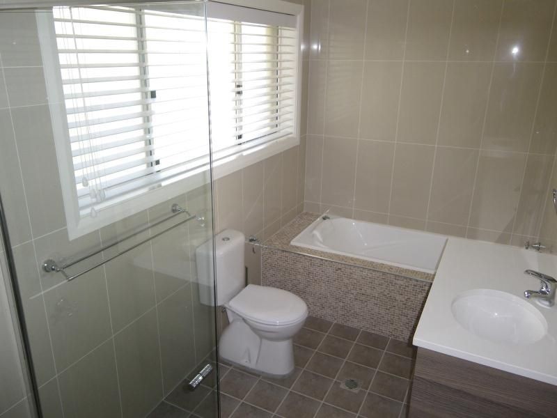 2/18 Whitney Place, Orange NSW 2800