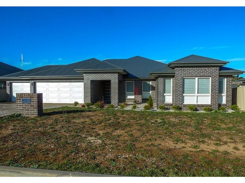20 Diamond Drive, Orange NSW 2800