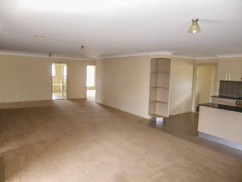 1 Hughes Street, Orange NSW 2800