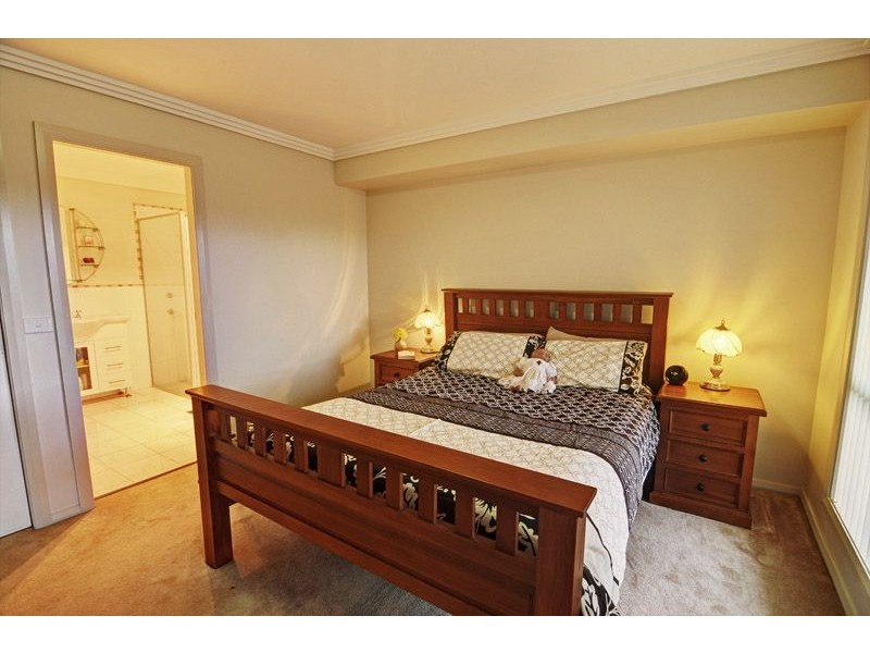 16 Speet Place, Orange NSW 2800