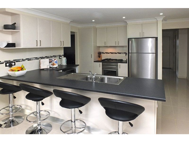 11 Garnet Street, Orange NSW 2800