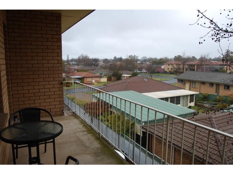 16/14-16 Burrendong Way, Orange NSW 2800