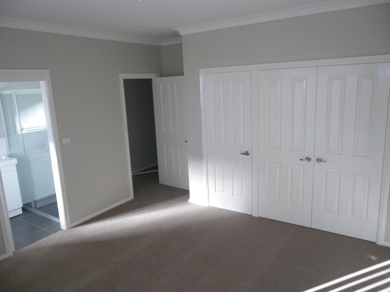 1 Bert Whiteley Place, Orange NSW 2800