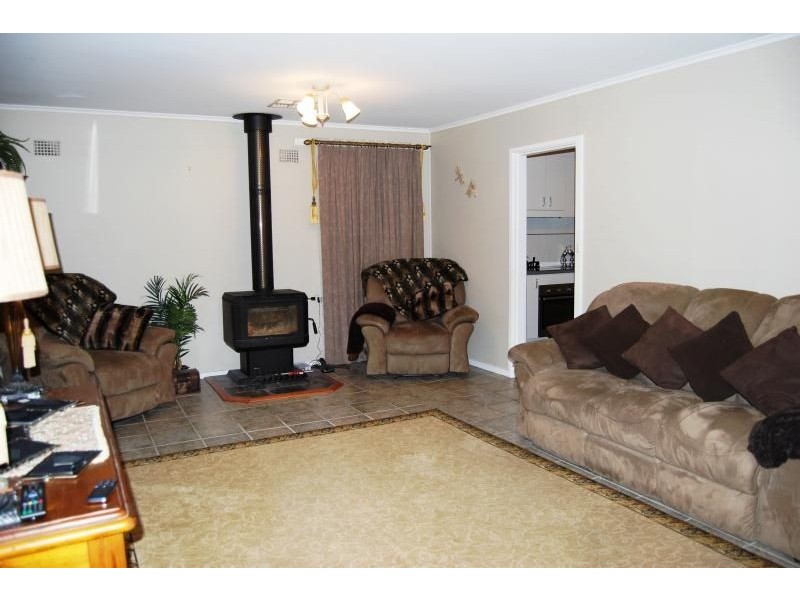 31 Burrendong Way, Orange NSW 2800