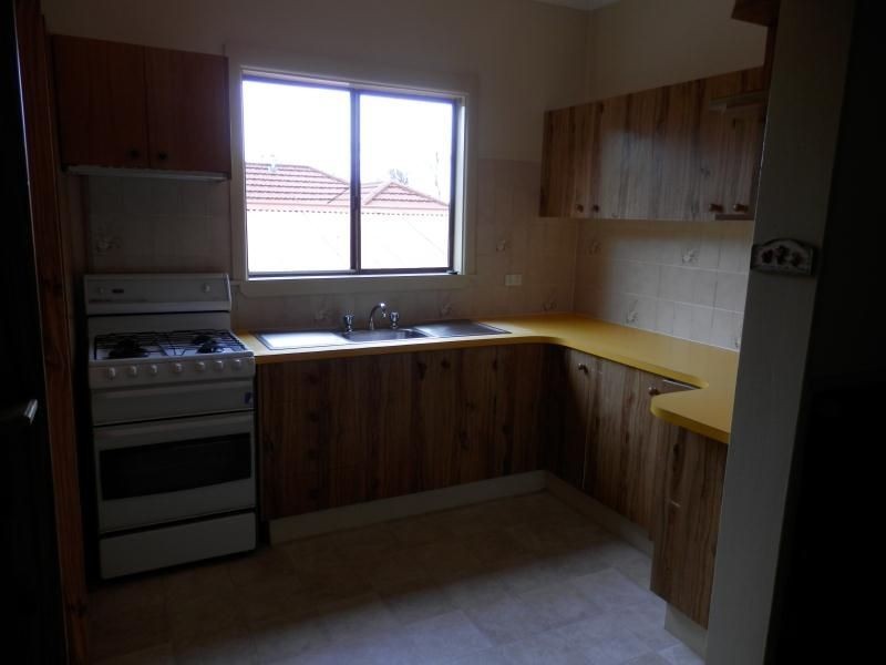 26 Esrom Street, Bathurst NSW 2795