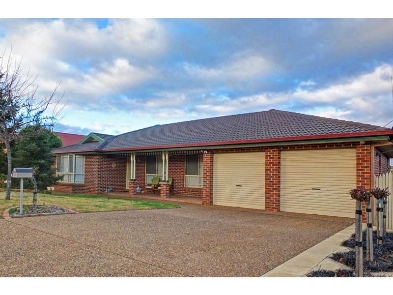 30 Glendale Crescent, Orange NSW 2800