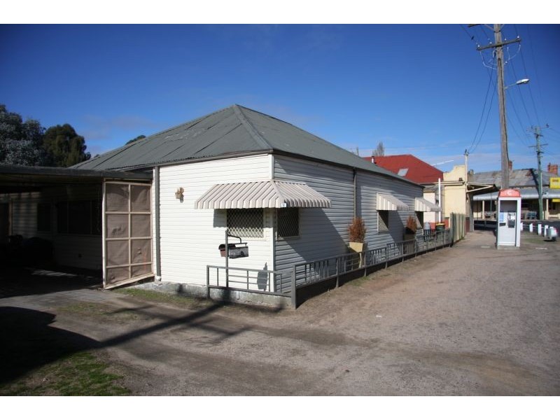 9 Vale Road, Perthville NSW 2795