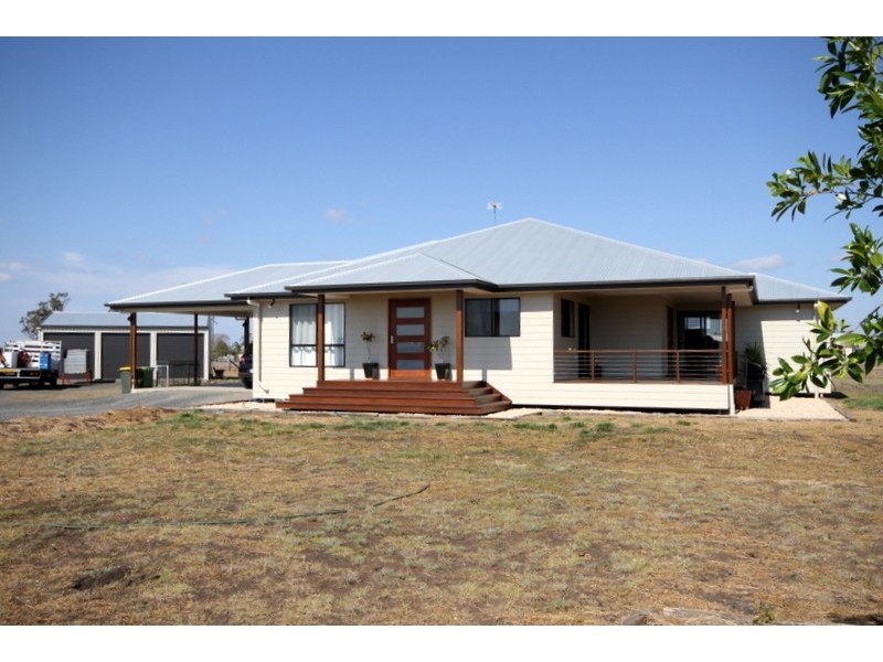 14 Vanessa Drive, Dalby QLD 4405