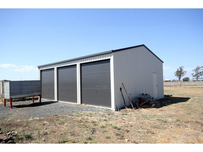 14 Vanessa Drive, Dalby QLD 4405