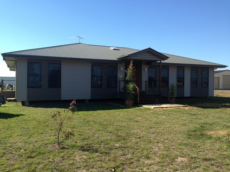 41 Seymours Road, Dalby QLD 4405