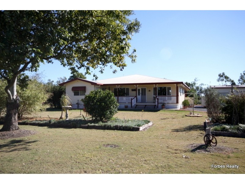 47 Summer Avenue, Dalby QLD 4405