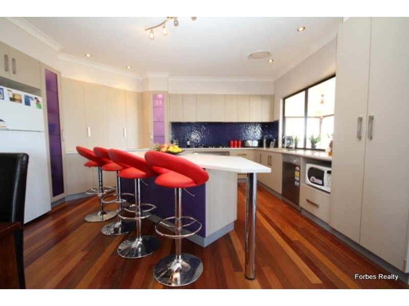 76 Hedge Road, Dalby QLD 4405