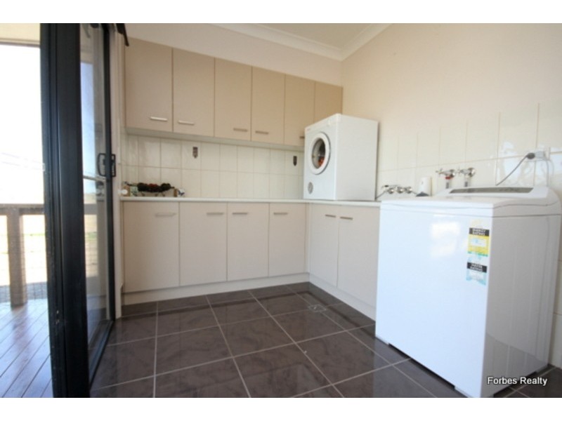 76 Hedge Road, Dalby QLD 4405