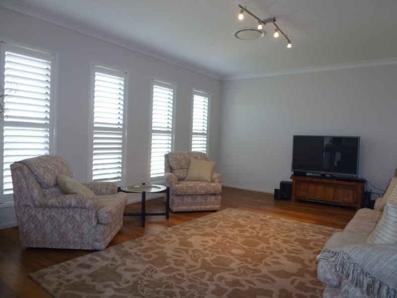 12 Armstrong Street, Dalby QLD 4405