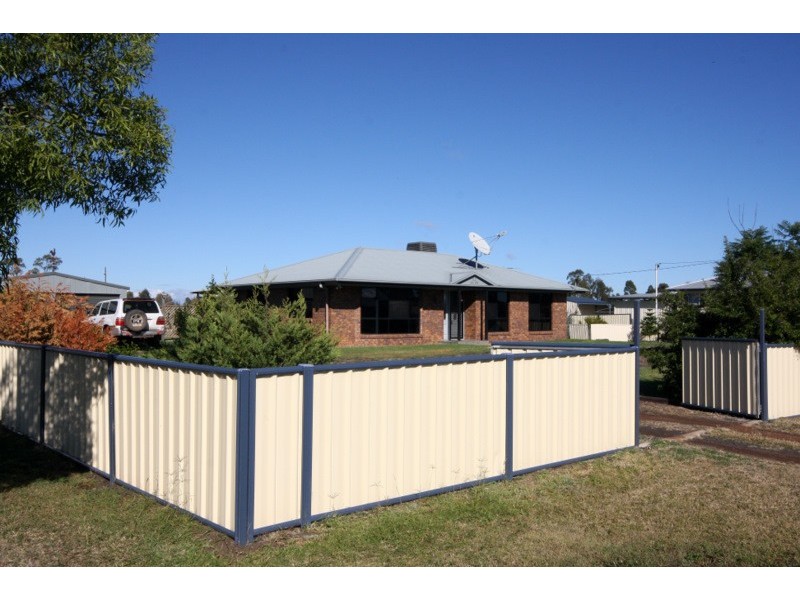 52 Seymours Road, Dalby QLD 4405