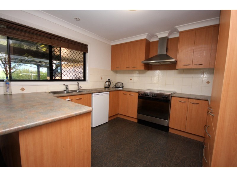 52 Seymours Road, Dalby QLD 4405