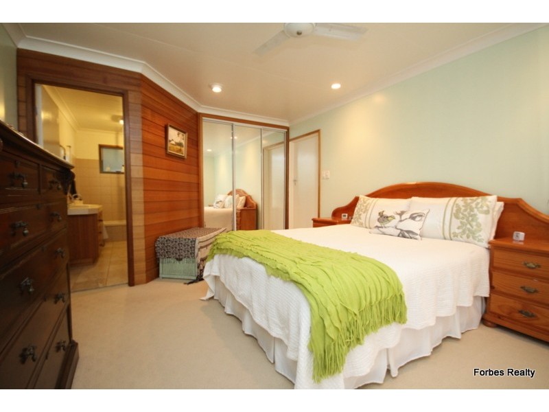 27 Falcon Street, Dalby QLD 4405