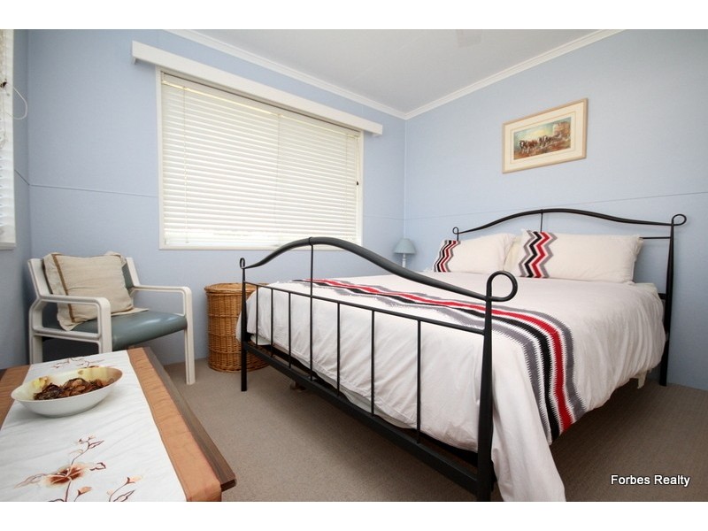 27 Falcon Street, Dalby QLD 4405