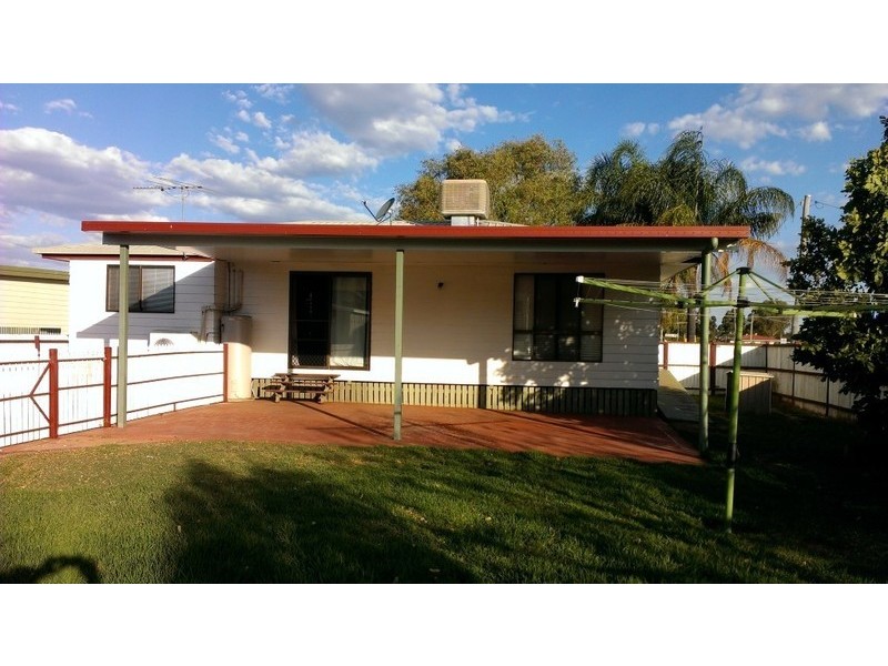 1 College Crescent, Dalby QLD 4405
