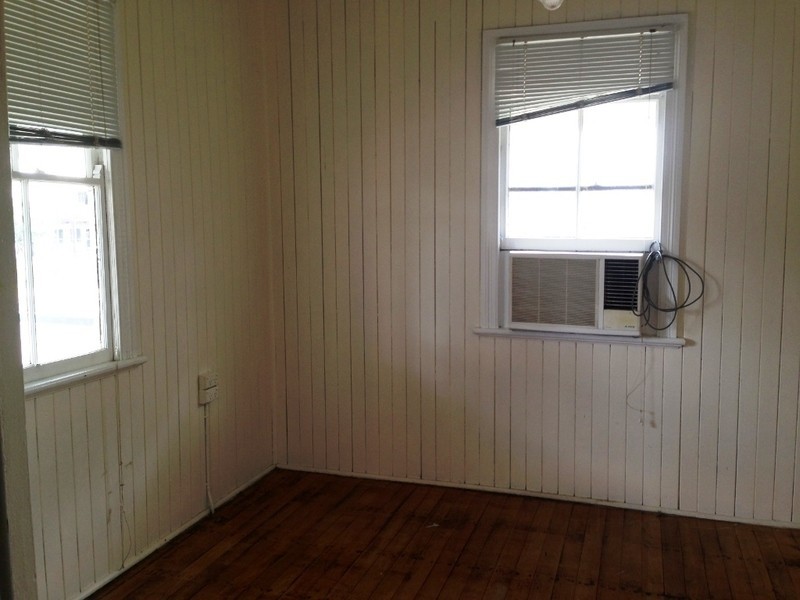 11 William Street, Dalby QLD 4405