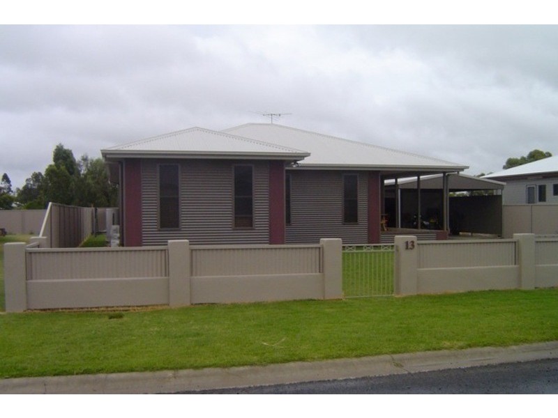 13 Burke Street, Dalby QLD 4405