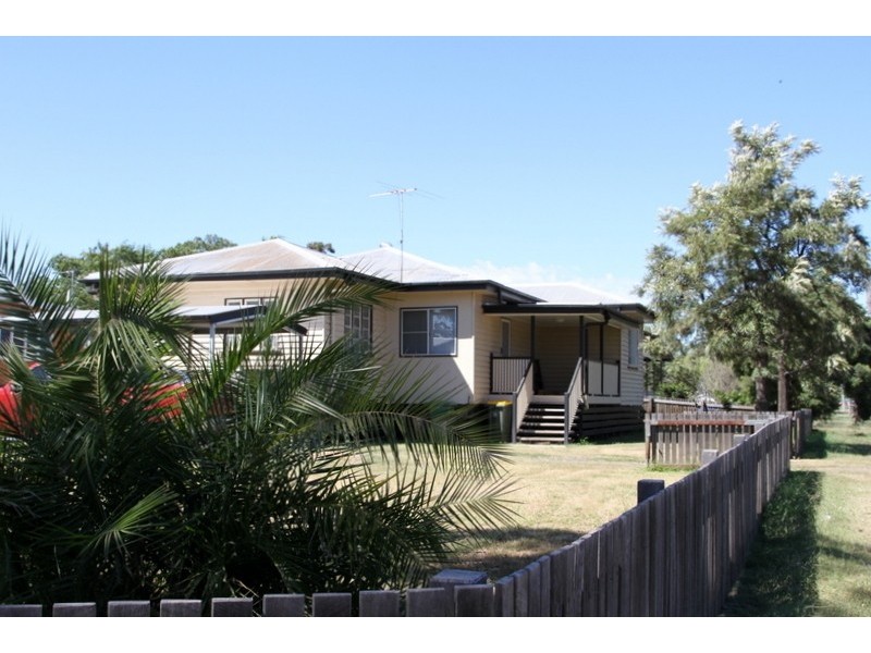 59 Myall Street, Dalby QLD 4405