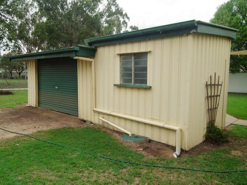 9 Besley Street, Dalby QLD 4405