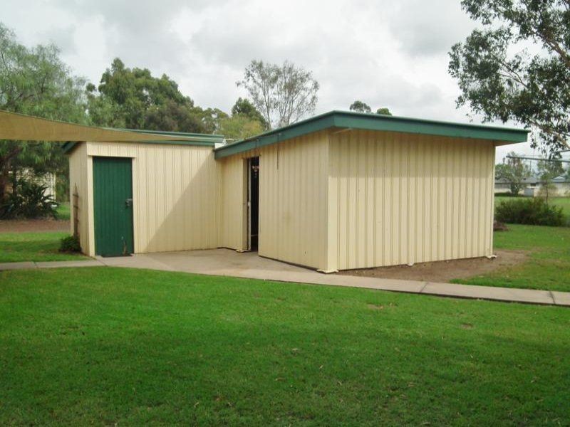 9 Besley Street, Dalby QLD 4405