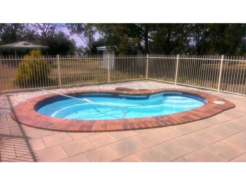 86  Irvingdale Road, Dalby QLD 4405