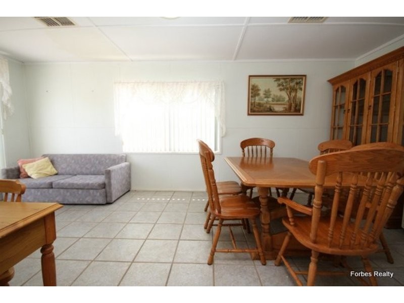 7 Hall Street, Dalby QLD 4405