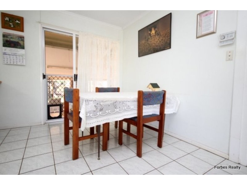 7 Hall Street, Dalby QLD 4405