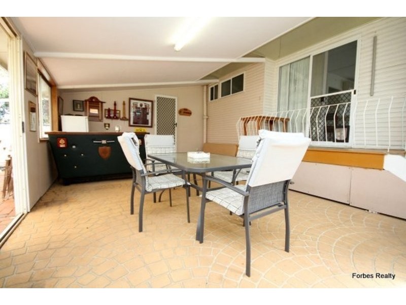 7 Hall Street, Dalby QLD 4405