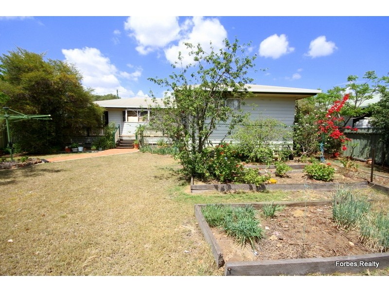 31 Burke Street, Dalby QLD 4405