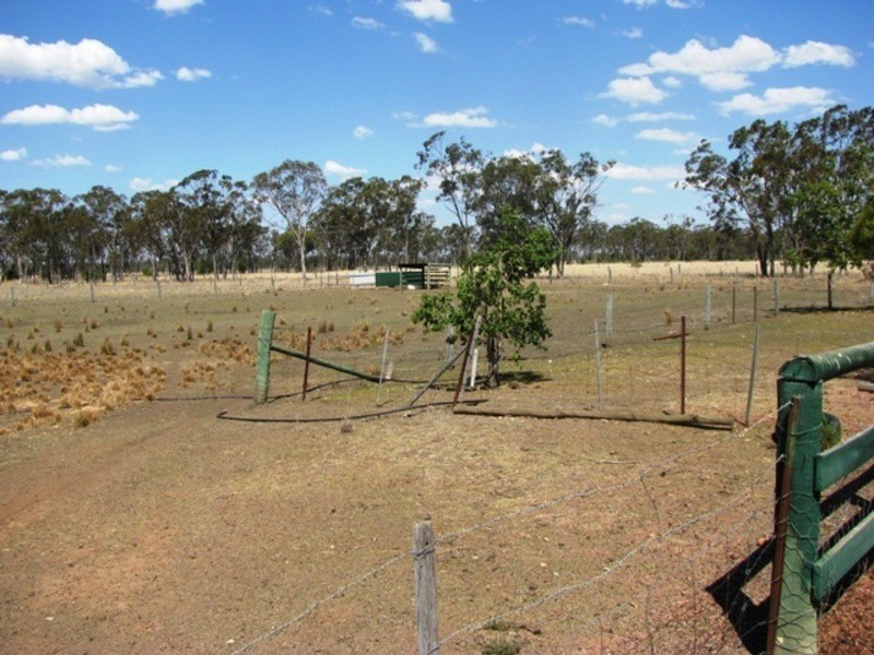 55 Hill Street, Jandowae QLD 4410