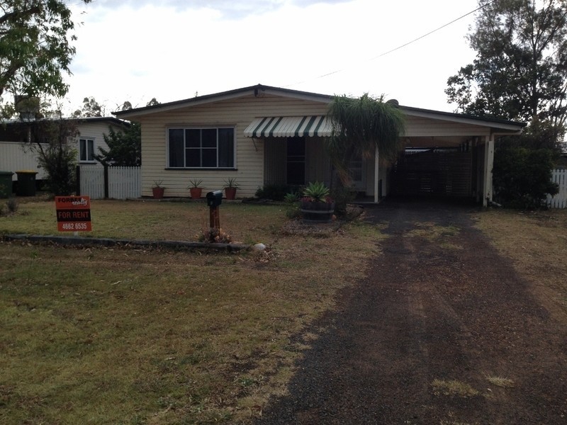 9 Moreton Street, Dalby QLD 4405