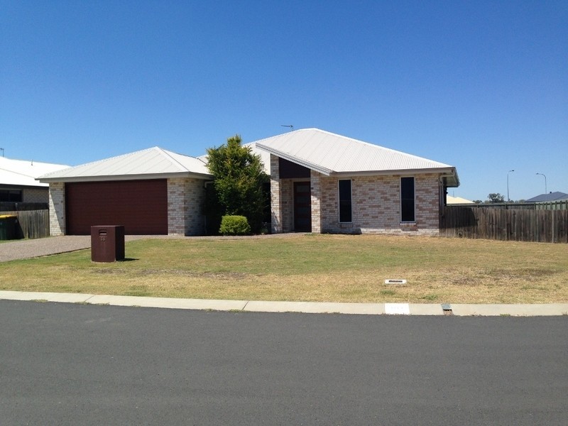 38 Diggers Drive, Dalby QLD 4405