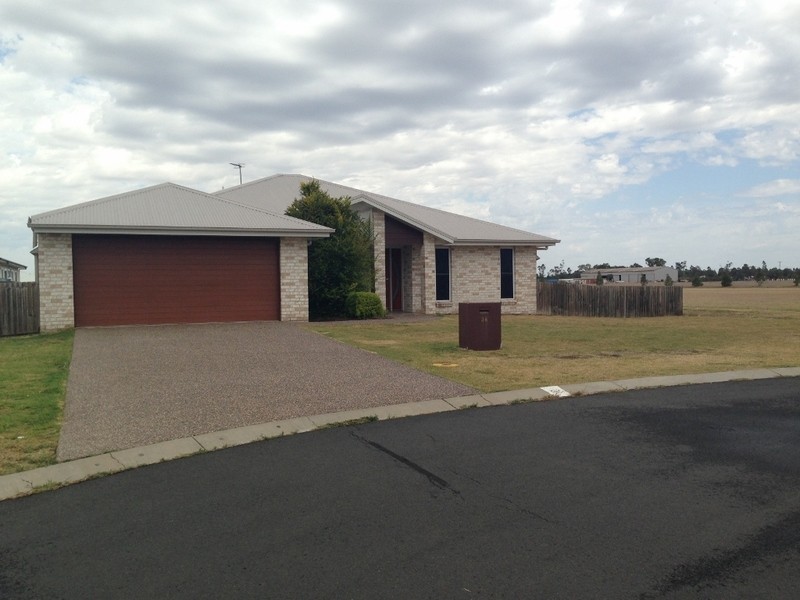 38 Diggers Drive, Dalby QLD 4405