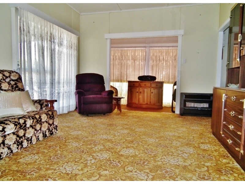 14 Moreton Street, Dalby QLD 4405