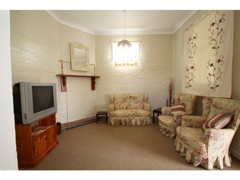 16 Matheson Street, Dalby QLD 4405