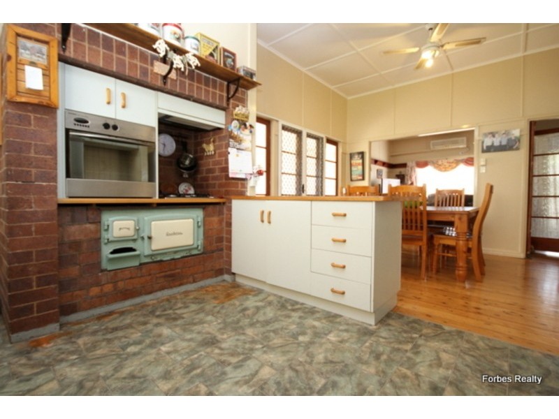 116 Condamine Street, Dalby QLD 4405