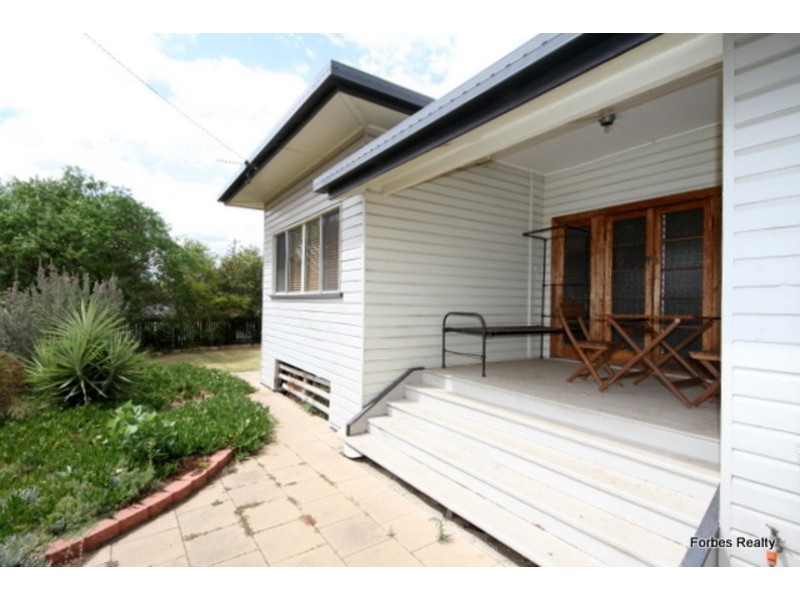 116 Condamine Street, Dalby QLD 4405